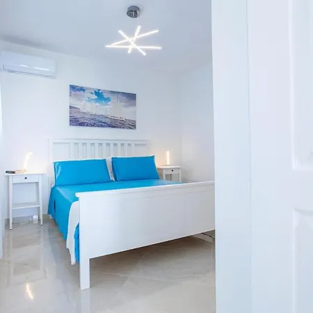 Luxury With Terrace * Marina di Mancaversa