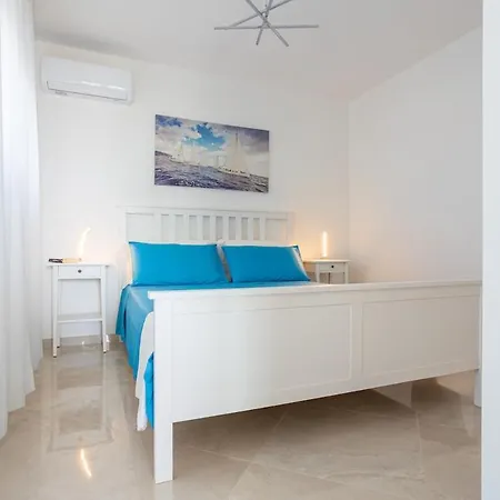Luxury With Terrace
