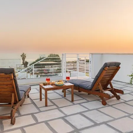 Дом отдыха Luxury With Terrace Марина-ди-Манкаверса
